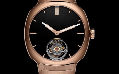 H. Moser & Cie.疾速者陀飞轮红金款配上地表最黑表盘