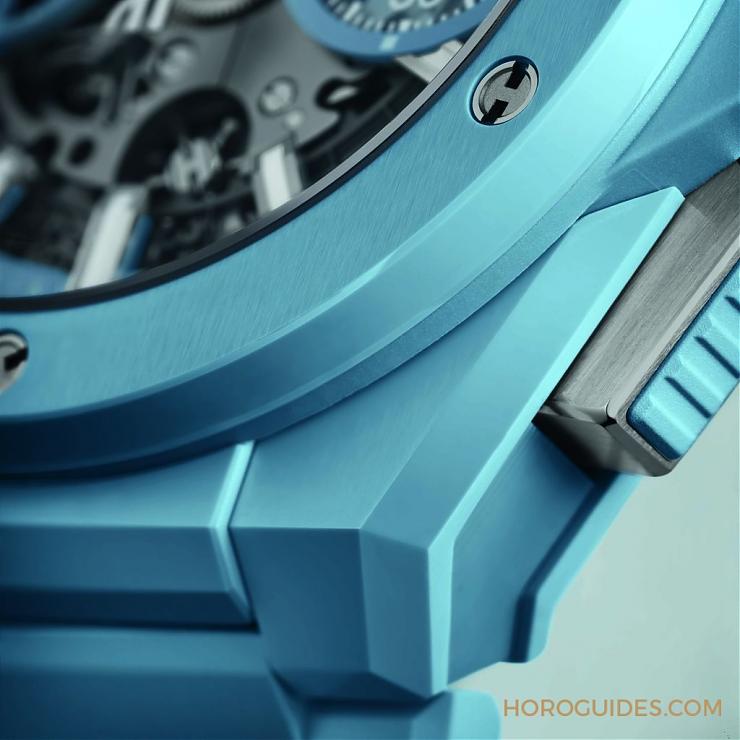 HUBLOT - 穿出正装清爽感HUBLOT Big Bang Integrated彩色陶瓷链带计时码表