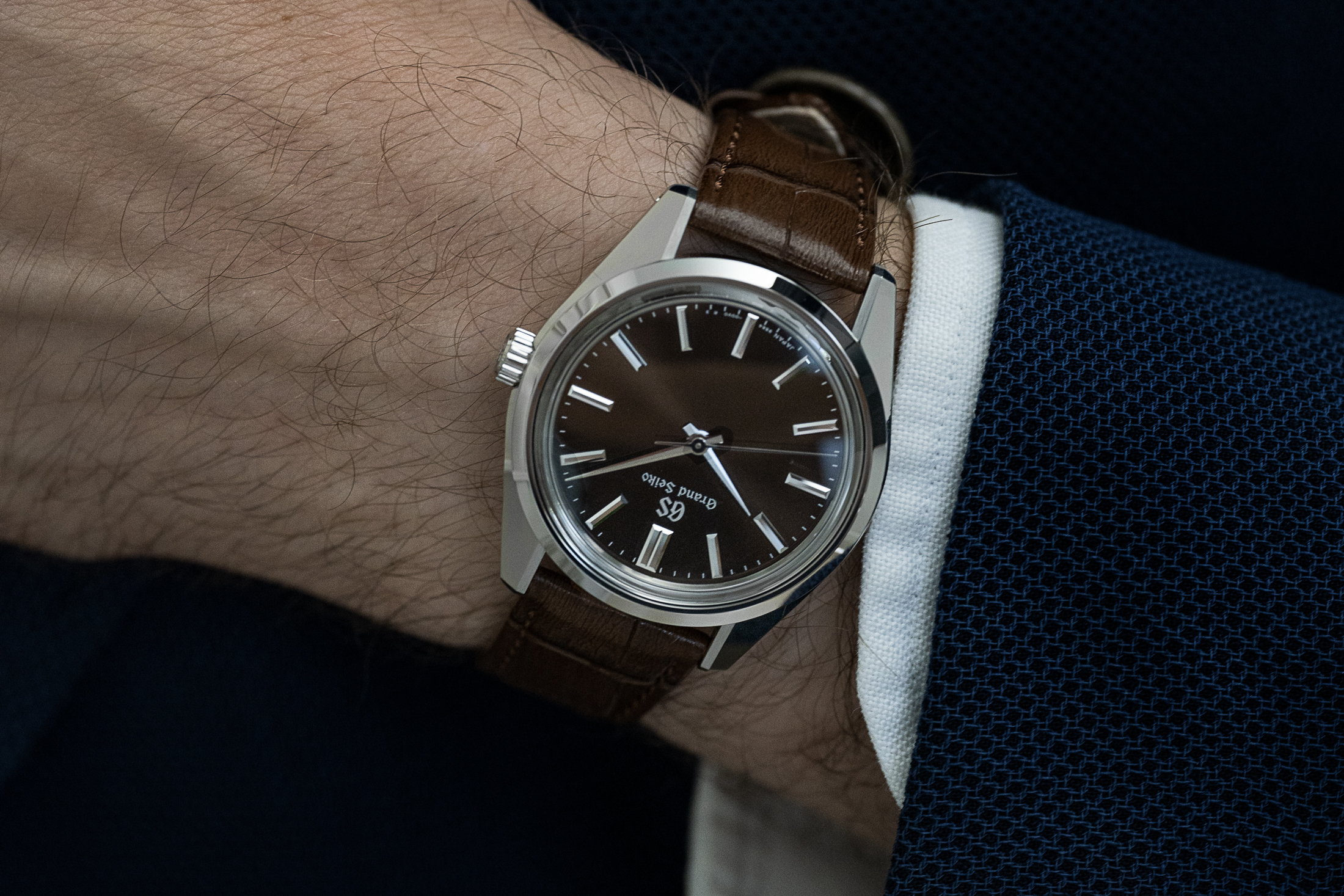 Grand Seiko 推出两款采用 44GS 表壳设计的全新 36.5 毫米传统型号