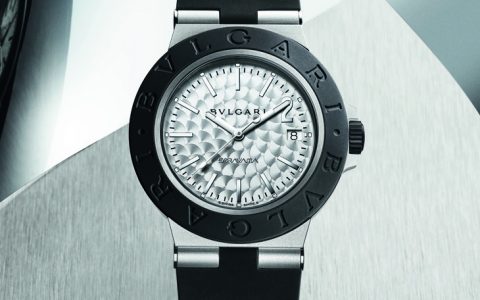 宝格丽与日本艺术家空山基携手打造BVLGARI Aluminium Sorayma特别版