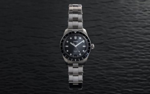 介绍首款配备 Calibre 400 的 Oris Divers 65 进入批量生产具有惊喜表圈（实时图片和定价）