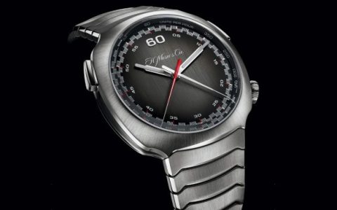 独立手表品牌H.Moser&Cie推出一体式钢表链的飞返计时腕表