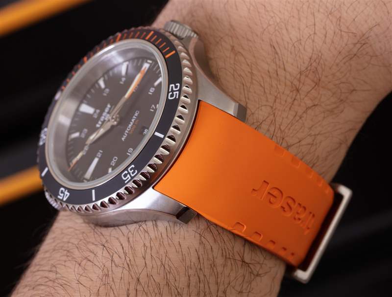 观看评论：Traser P67 Diver Automatic