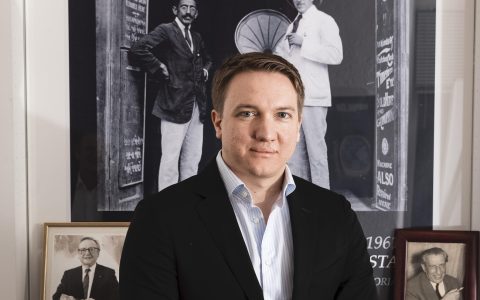 采访：瑞士钟表业和美国简史