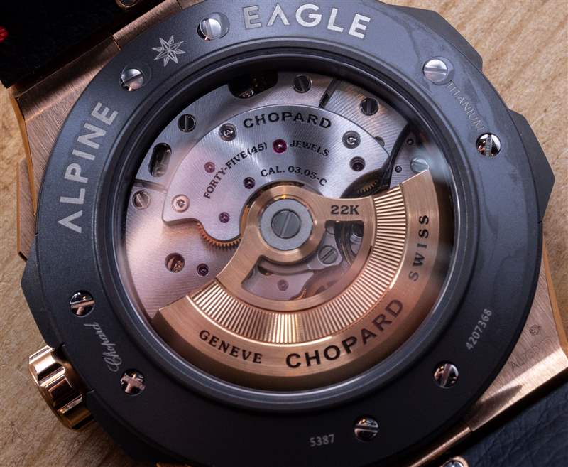 动手操作：萧邦 Alpine Eagle Chrono XL 玫瑰金和陶瓷钛，以及朗讯钢表