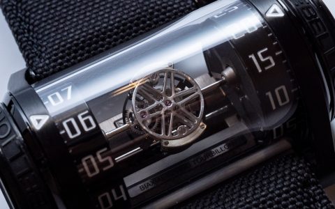 动手实践：Rebellion WEAP-ONE 双轴飞行陀飞轮腕表