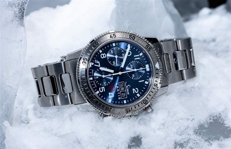 观看评论：Sinn 206 Arktis II，一个温暖你心的寒冷天气潜水员