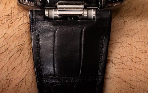 Urwerk UR-111C 手表动手