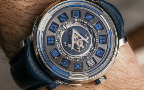 路易威登 Escale Spin Time Tourbillon Central 蓝色手表