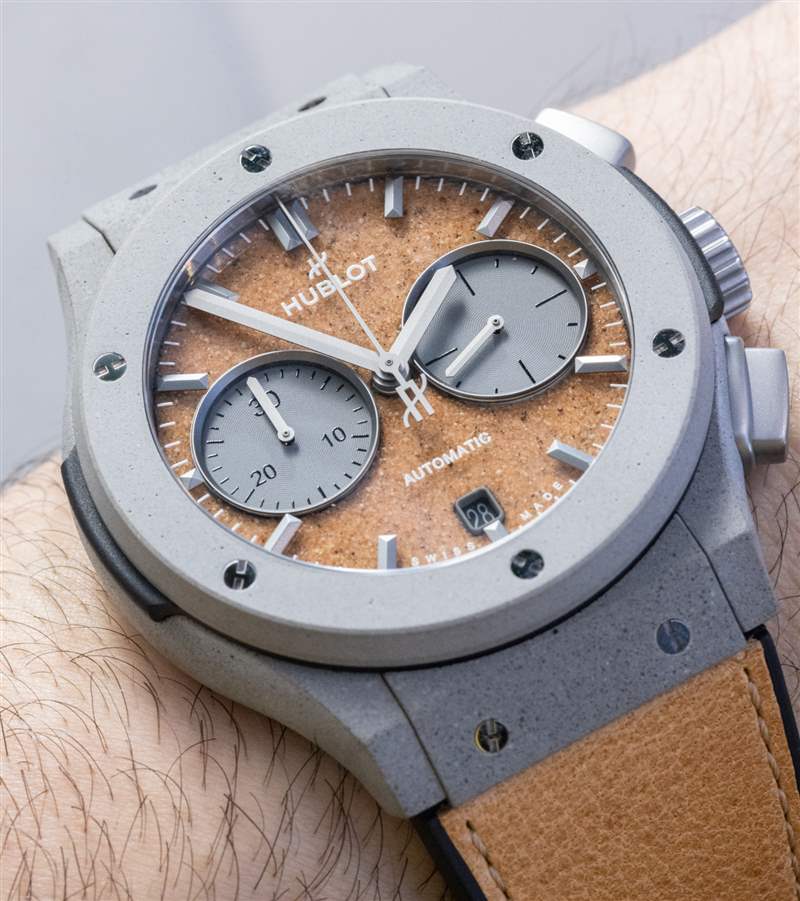 动手实践：Hublot Classic Fusion Chronograph Concrete Sand Watch with Concrete & Sand 来自迪拜