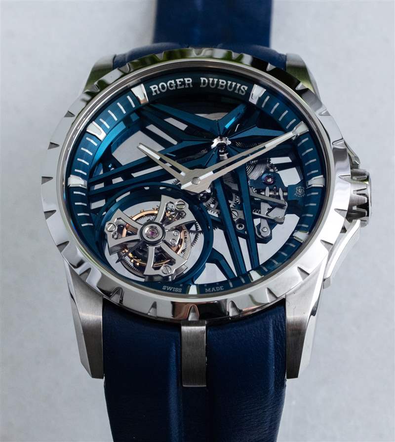 动手操作：罗杰杜彼 Excalibur Tourbillon Cobalt Watch