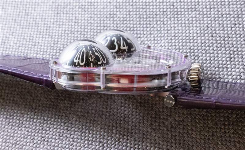 动手操作：MB&F HM3 Frog X Purple Watch