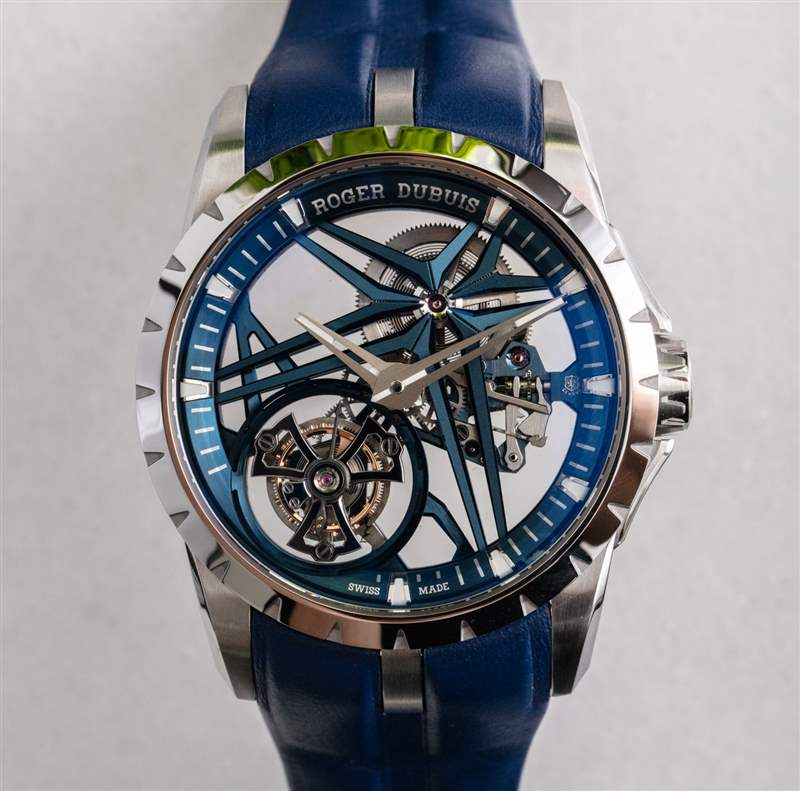 动手操作：罗杰杜彼 Excalibur Tourbillon Cobalt Watch