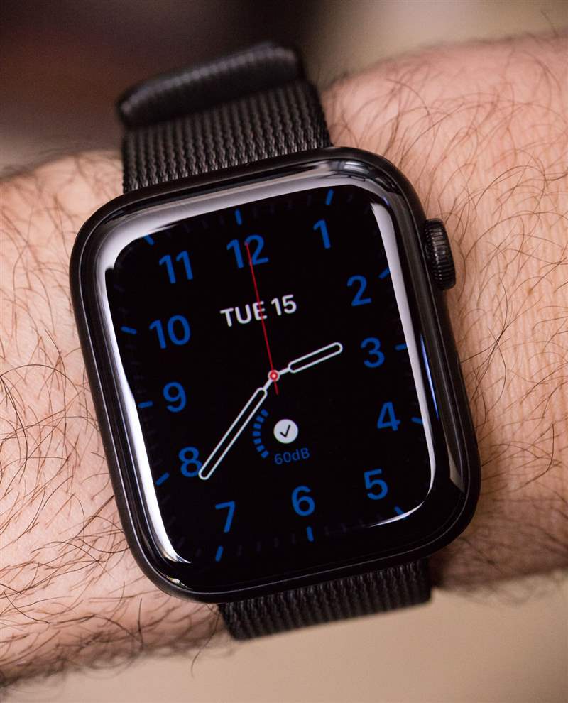 Apple Watch Series 5：常亮屏幕会改变游戏规则吗？