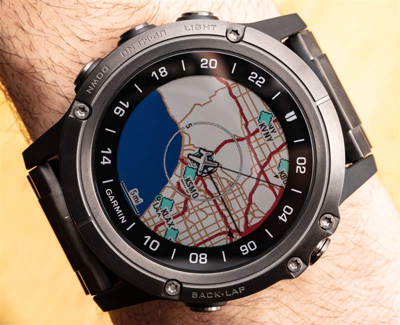 Garmin D2 Delta PX 智能手表飞行员动手操作