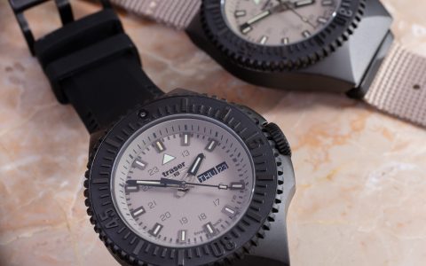 动手操作：Traser P69 黑色隐形手表