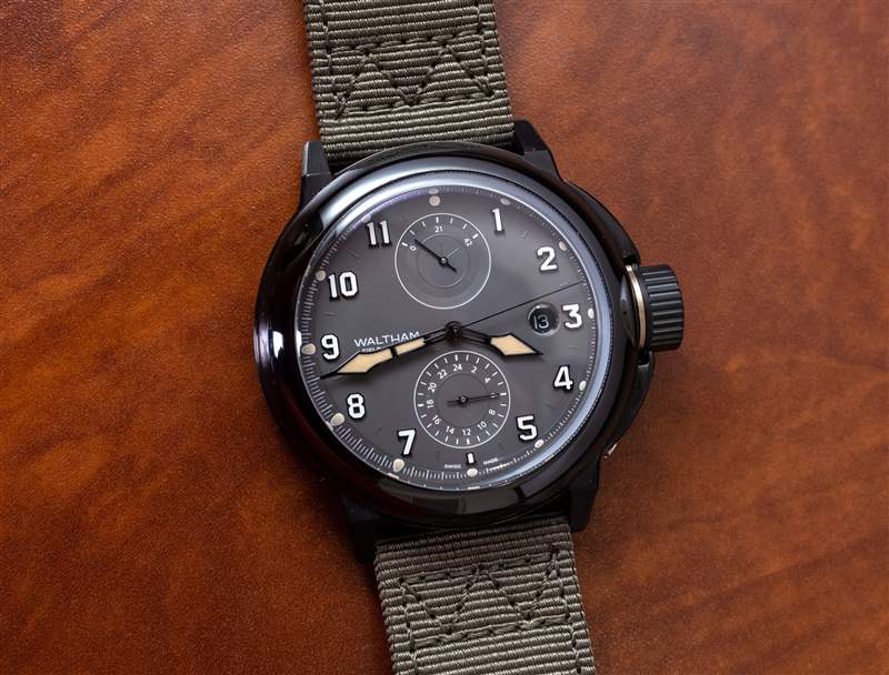 观看评论：Waltham Field 和 Marine Dual Time Gunmetal Grey