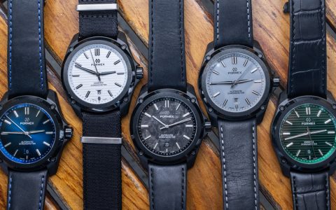 全新 Formex Essence Leggera Carbon & Ceramic 手表跳伞