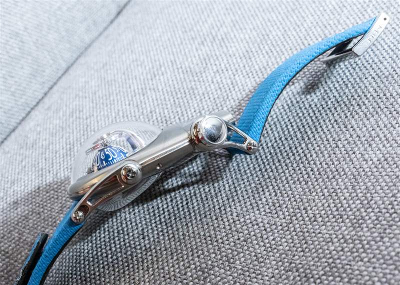 动手操作：MB&F HM10 'Bulldog' 手表