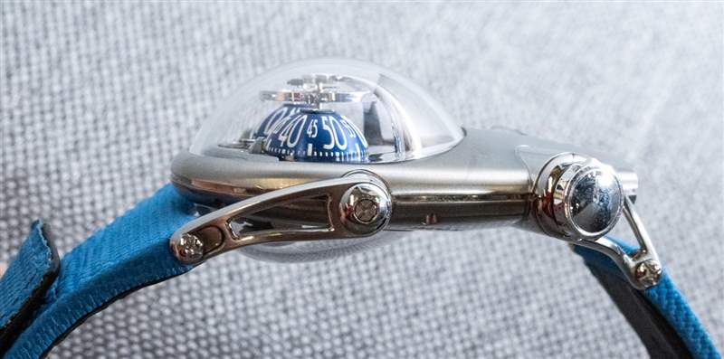 动手操作：MB&F HM10 'Bulldog' 手表