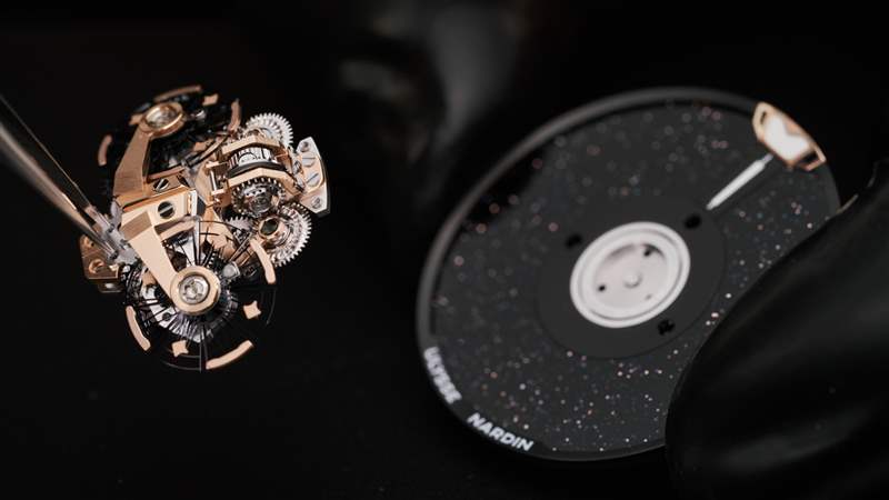 Ulysse Nardin Freak S 自动腕表带双 DiamonSil 调节系统