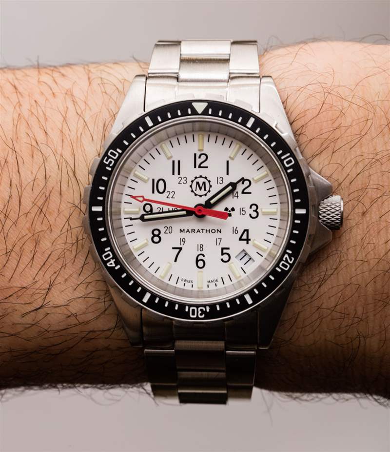 Marathon Medium Diver's Quartz White Dial Watch Hands-On Debut