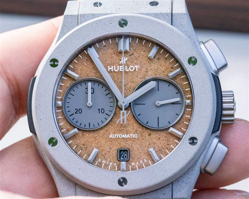 动手实践：Hublot Classic Fusion Chronograph Concrete Sand Watch with Concrete & Sand 来自迪拜