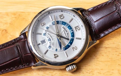 Armand Nicolet M02-4 GMT 手表评论