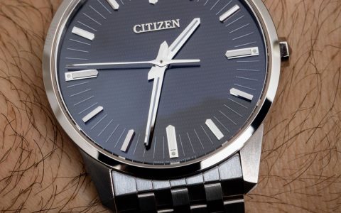 公民 Calibre 0100 世界上最准确的手表评论