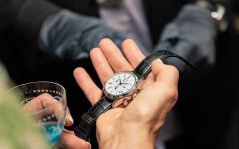 精工向高端市场进军，并在美国手表买家身上加倍下注