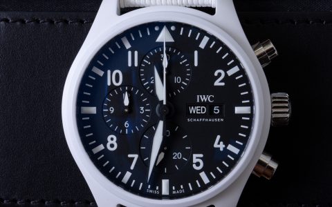 点评：万国飞行员计时码表壮志凌云版太浩湖