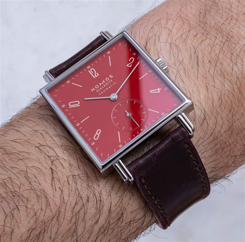 观看评论：Nomos Tetra Neomatik 175 限量版