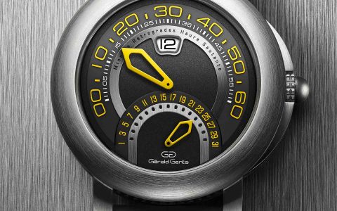 Gerald Genta Arena Bi-Retro Sport Watch 标志着 BVLGARI 品牌回归
