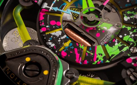 ELECTRICIANZ NEON Z 'Graffiti' 手表动手实践和高端石英的未来