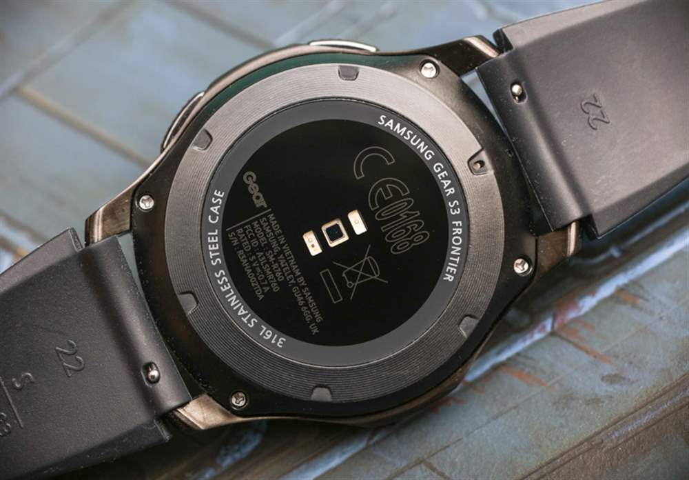 三星-Gear-S3-Smartwatch-aBlogtoWatch-25