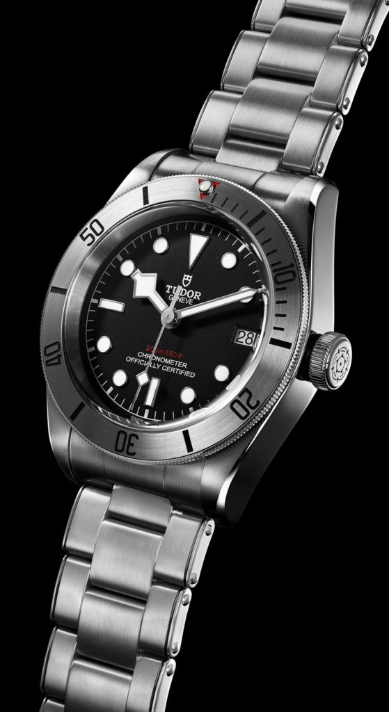 Tudor-Heritage-Black-Bay-Steel-watch-4