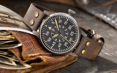 Laco Flieger Erbstück手表经过精心手工制作