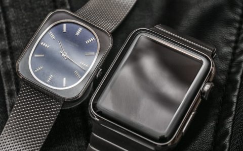 百达翡丽3582和Apple Watch有什么共同点？