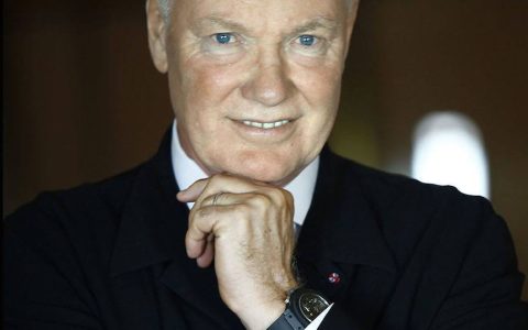 泰格豪雅临时首席执行官让-克洛德比弗确认泰格的新定价和品牌战略