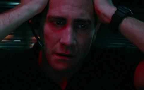 杰克·吉伦哈尔(Jake Gyllenhaal)在《罪恶》中戴着G-Shock接受朝九晚一的生活召唤