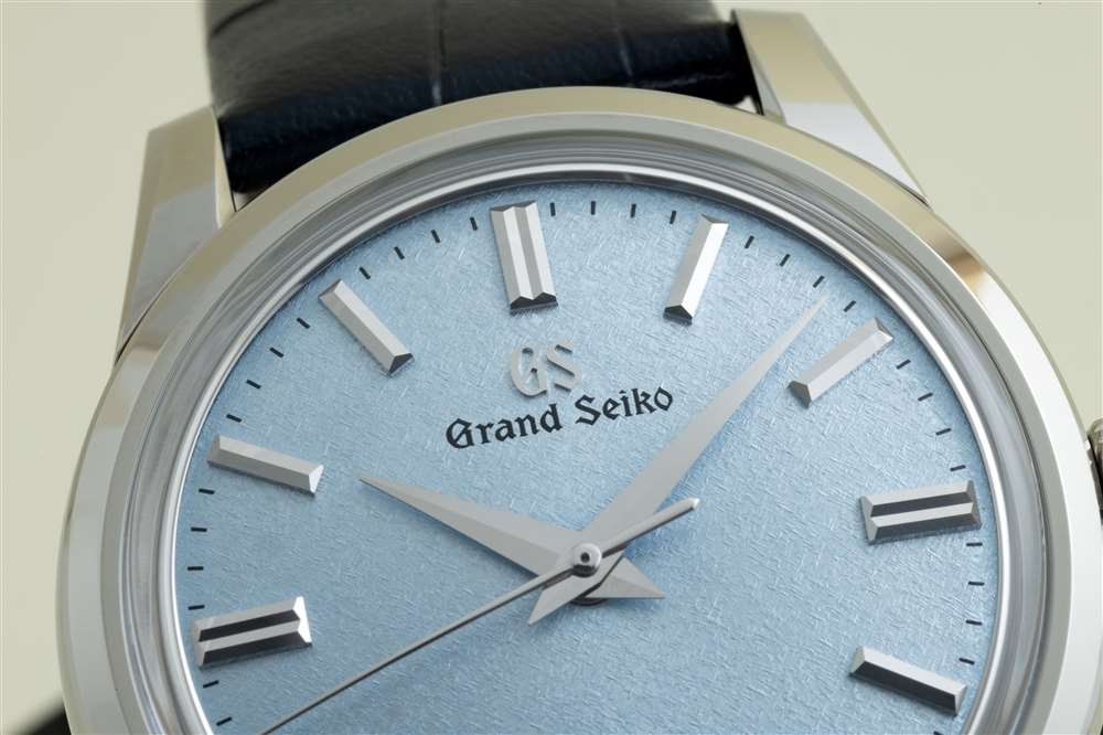 全新 Grand Seiko SBGW 型号