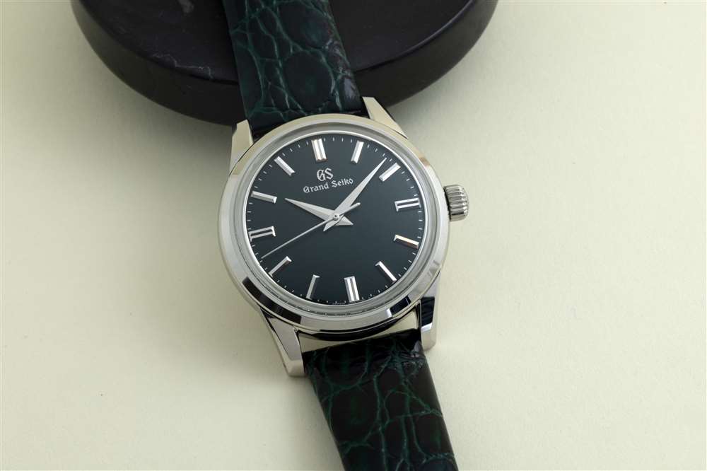 全新 Grand Seiko SBGW 型号