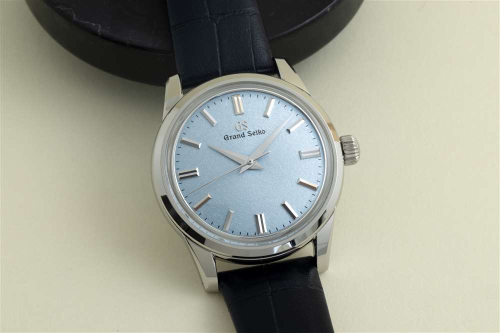 全新 Grand Seiko SBGW 型号