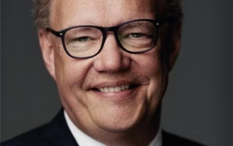 采访Bonhams 董事长 Hans-Kristian Hoejsgaard 不想从事打破手表拍卖记录的业务