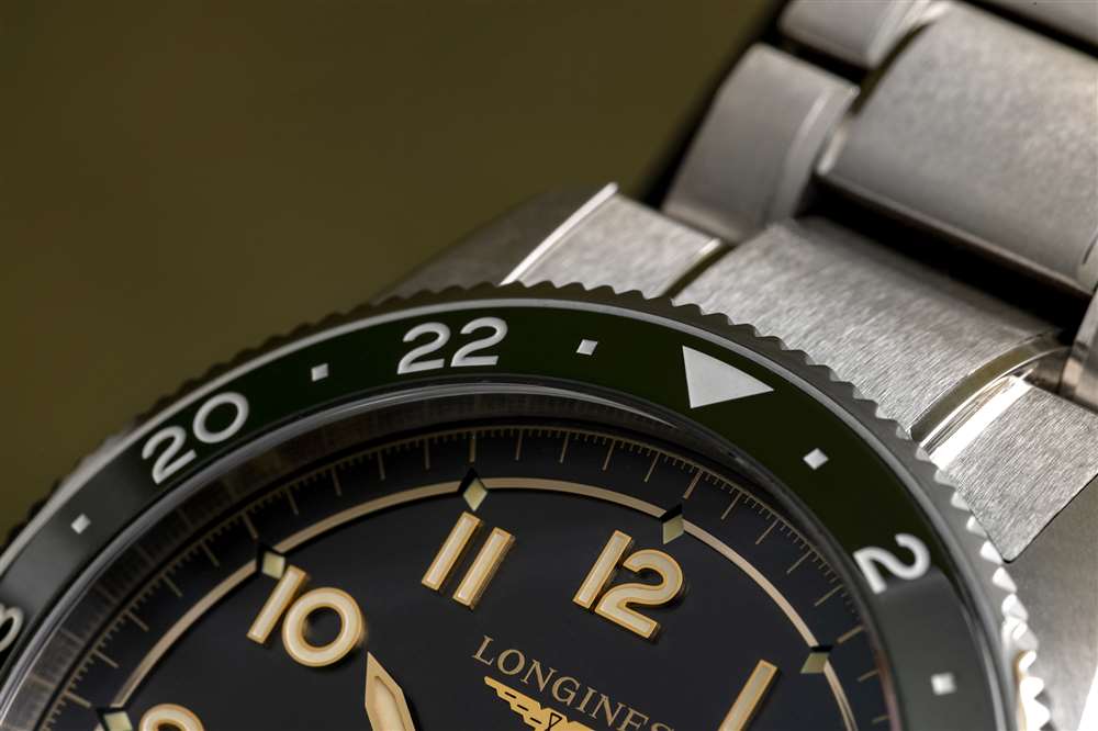 Longines Spirit GMT Zulu Time 表盘特写