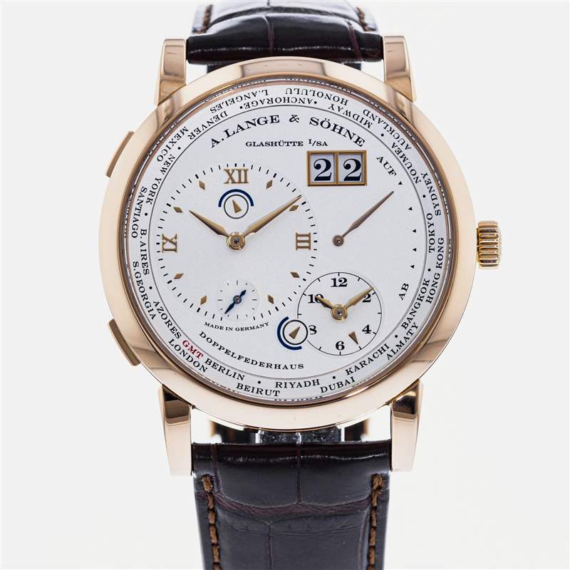 一名士兵拍摄的 A. Lange & Söhne Lange 1 Time Zone Ref.  116.032