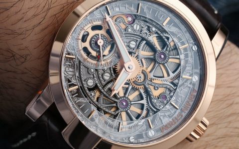 Armin Strom一周镂空腕表上手体验：雕刻精美