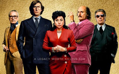 Adam Driver在“House of Gucci”中佩戴JLC Reverso腕表接管了Gucci家族帝国
