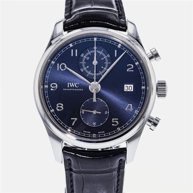 IWC Schaffhausen 葡萄牙计时码表 Classic Ref. 的士兵射击。 IW3903-03