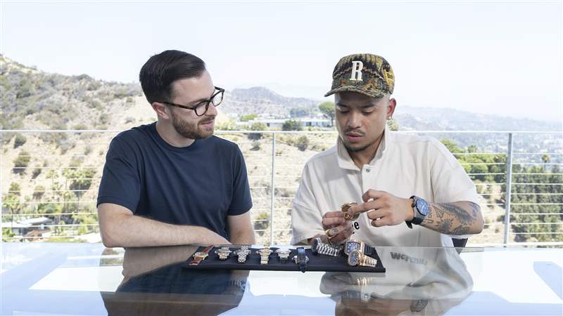 与Bally创意总监兼时尚品牌Rhude创始人Rhuigi Villaseñor谈手表